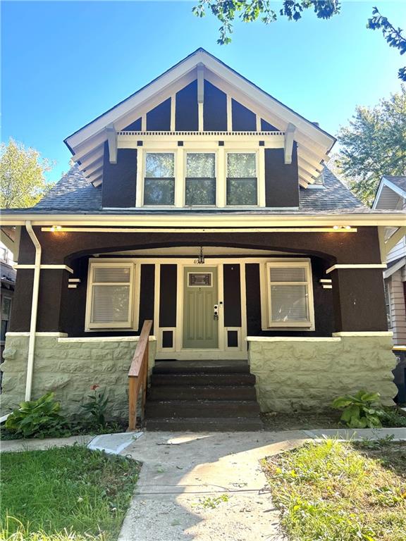 4031 S Benton Avenue Property Photo 1