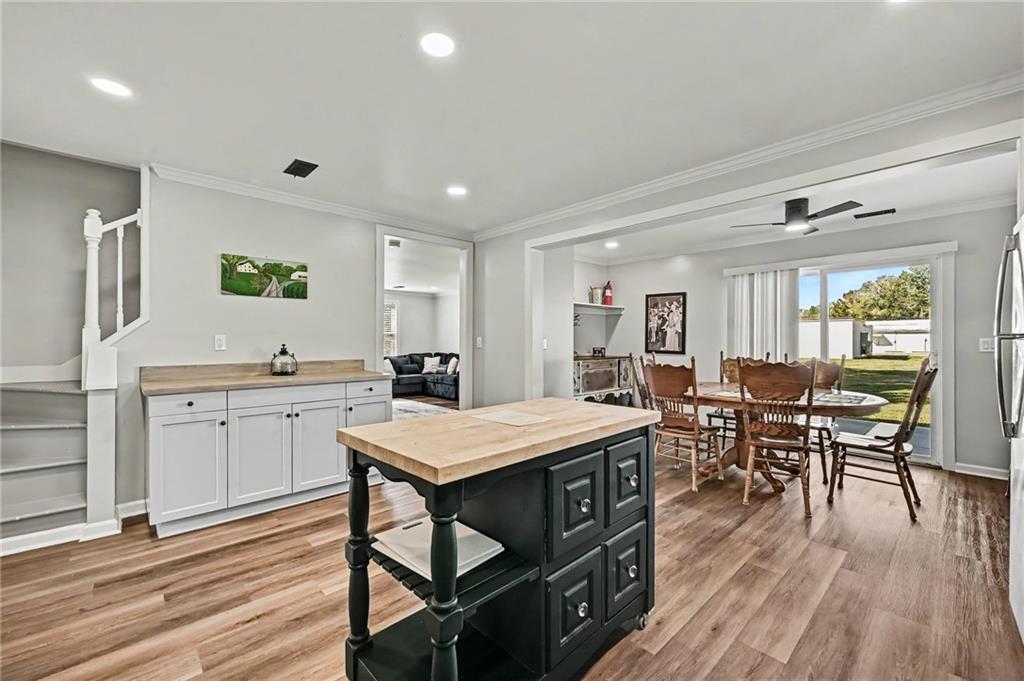 190 4th Street Property Photo 10