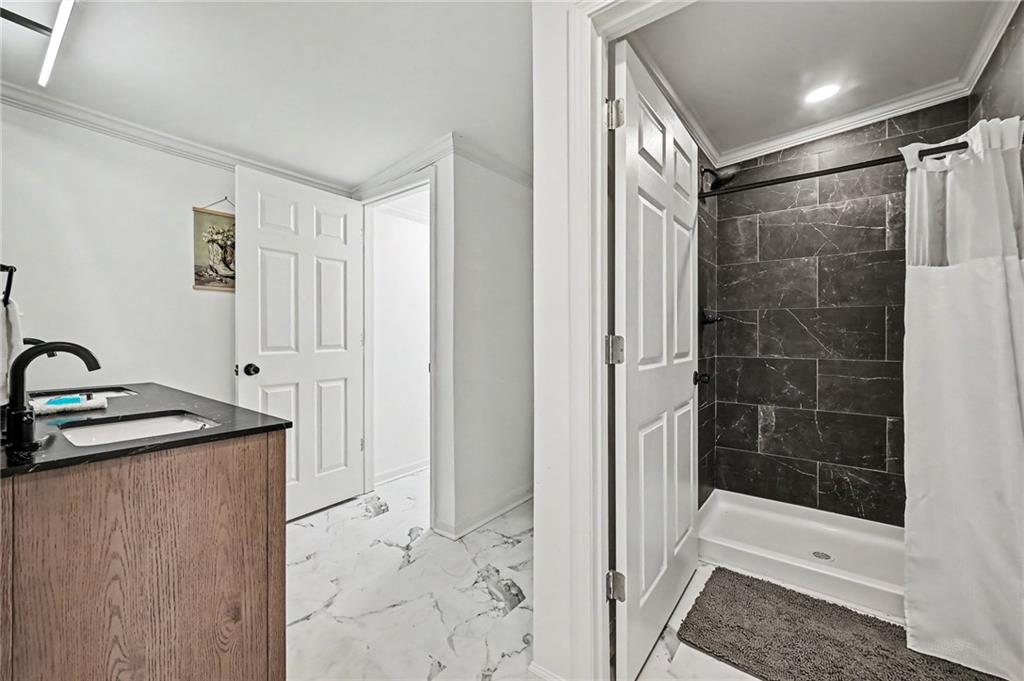 190 4th Street Property Photo 23