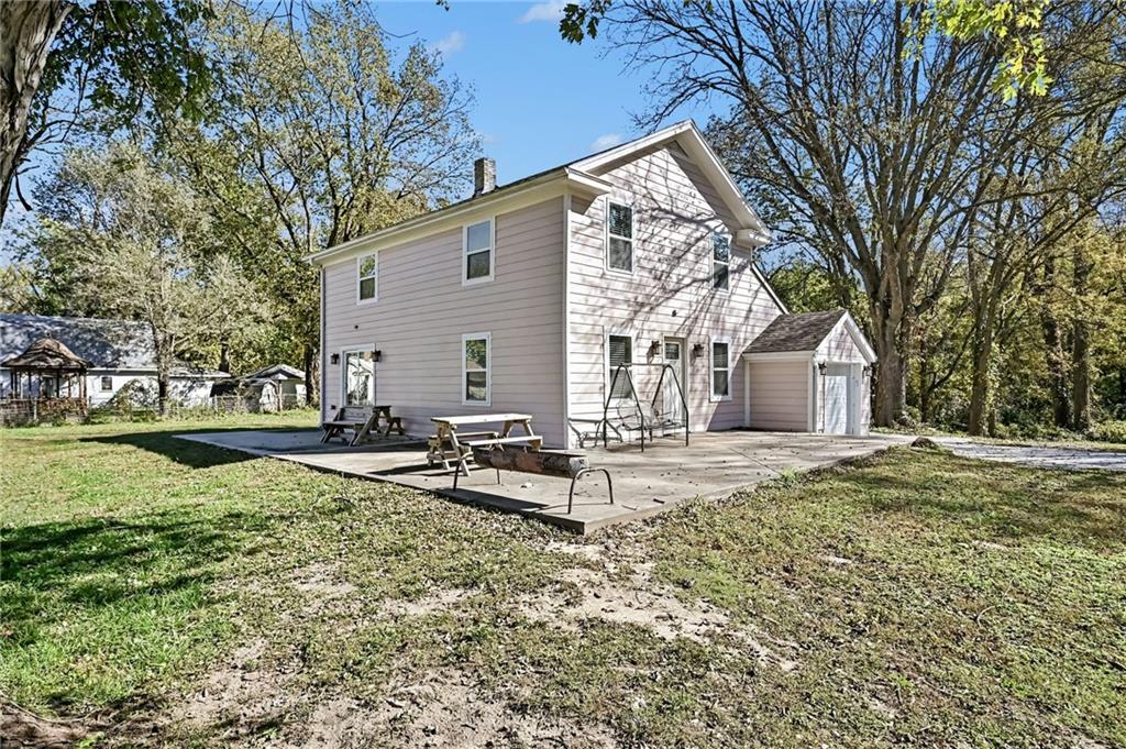 190 4th Street Property Photo 24