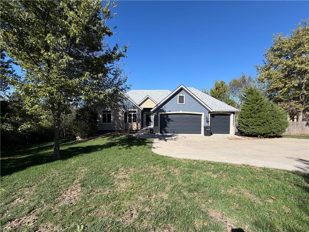 18911 W 252nd Street Property Photo 1