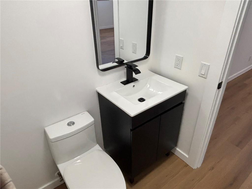 3001 Dover Street Property Photo 27
