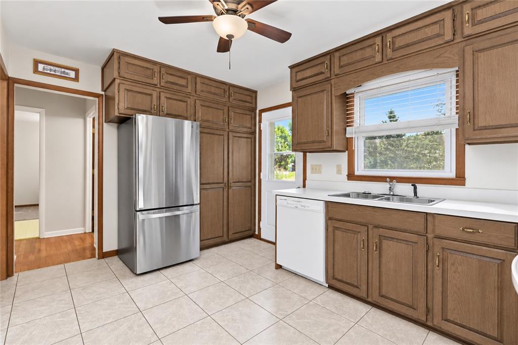 1610 Country Club Road Property Photo 10