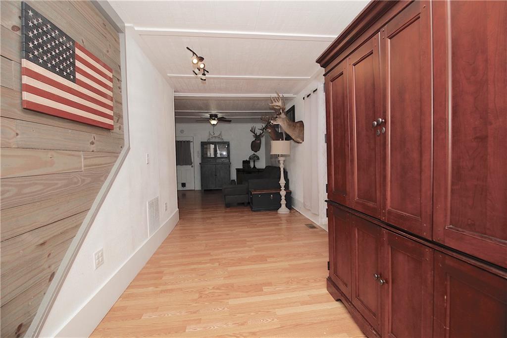 923 S Walnut Street Property Photo 9