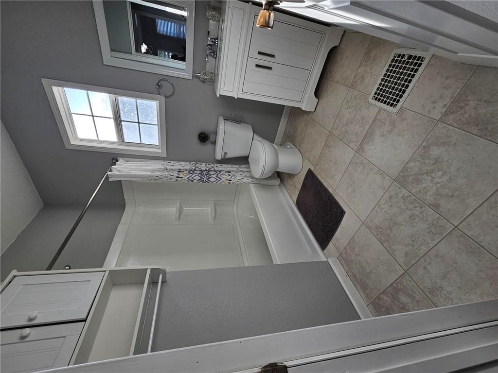 1324 Hickory Street Property Photo 25