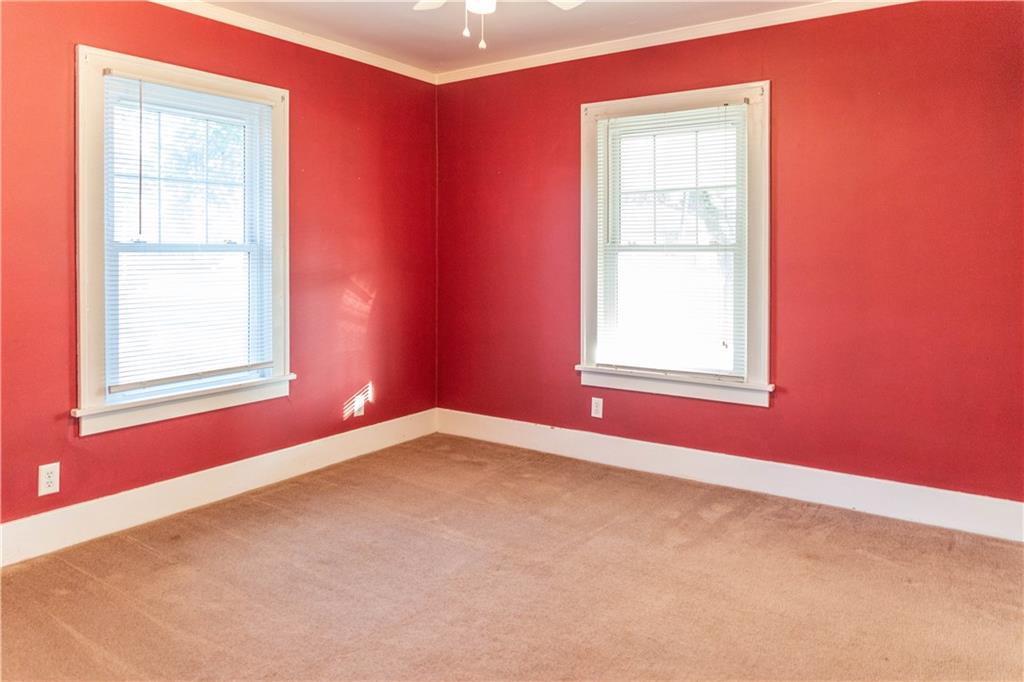 639 E Yerby Street Property Photo 12