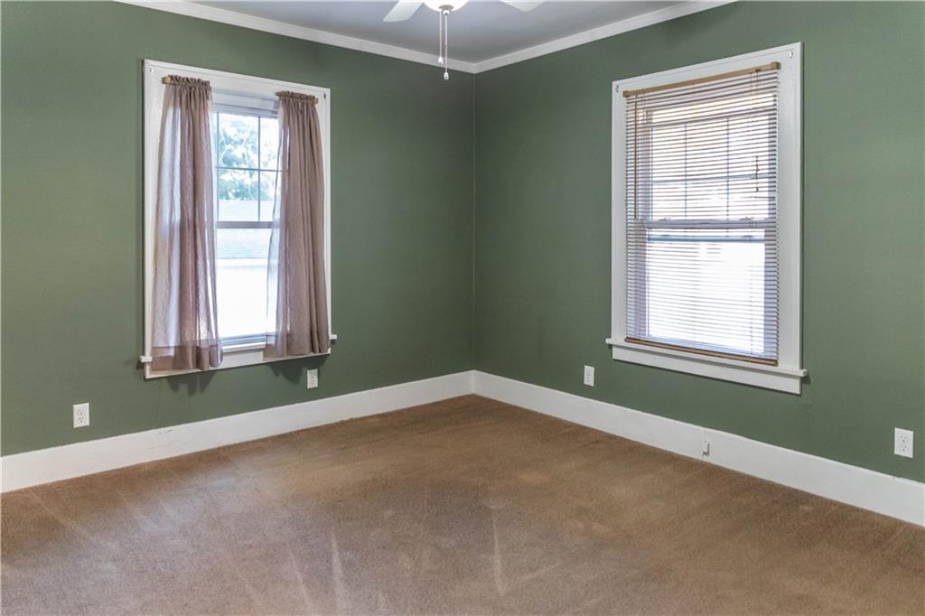 639 E Yerby Street Property Photo 13