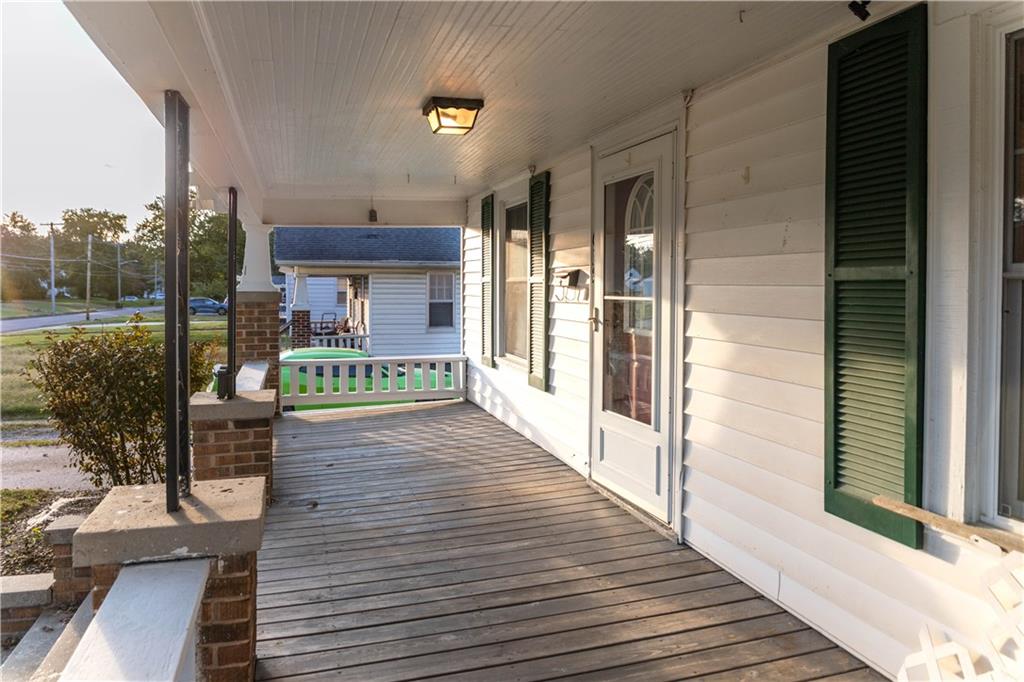 639 E Yerby Street Property Photo 17