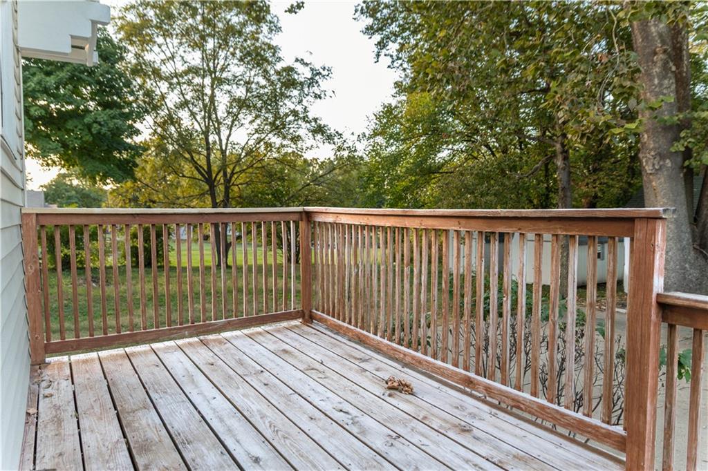 639 E Yerby Street Property Photo 19