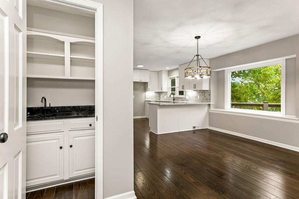 13811 W 48th Street Property Photo 14