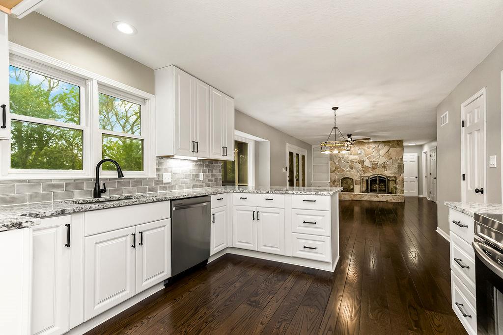 13811 W 48th Street Property Photo 15