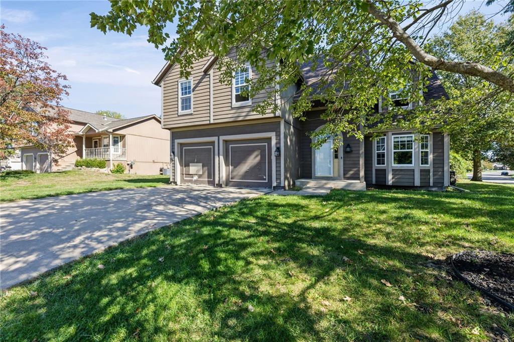 18417 Elm Street Property Photo 3