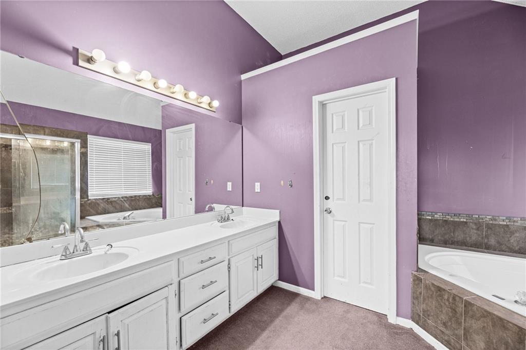 18417 Elm Street Property Photo 25