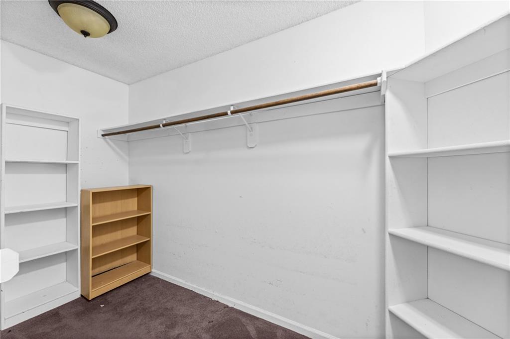 18417 Elm Street Property Photo 27