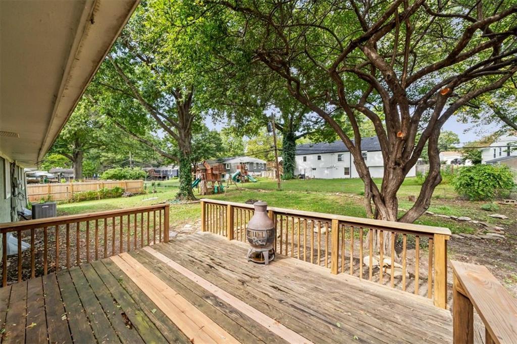 912 W 98th Street Property Photo 31