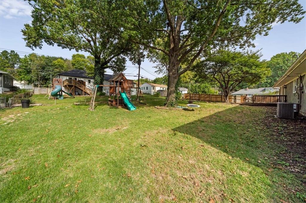 912 W 98th Street Property Photo 34