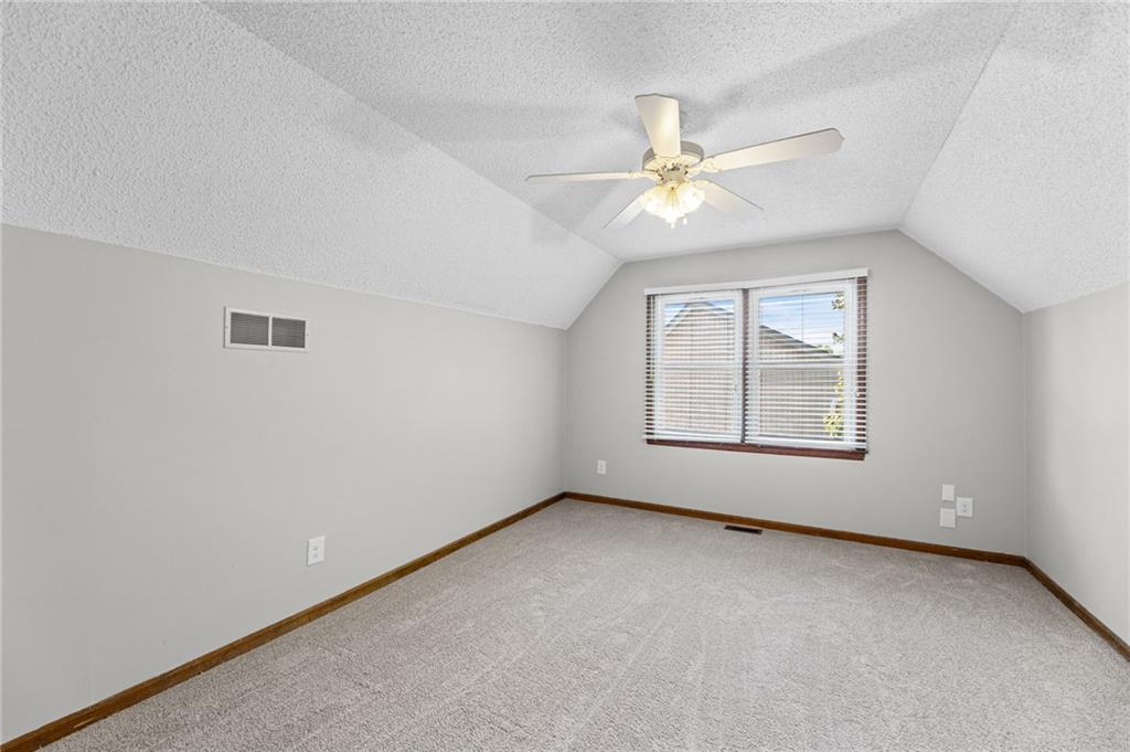16218 W 143rd Terrace Property Photo 27