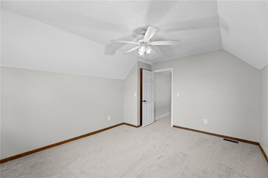 16218 W 143rd Terrace Property Photo 28