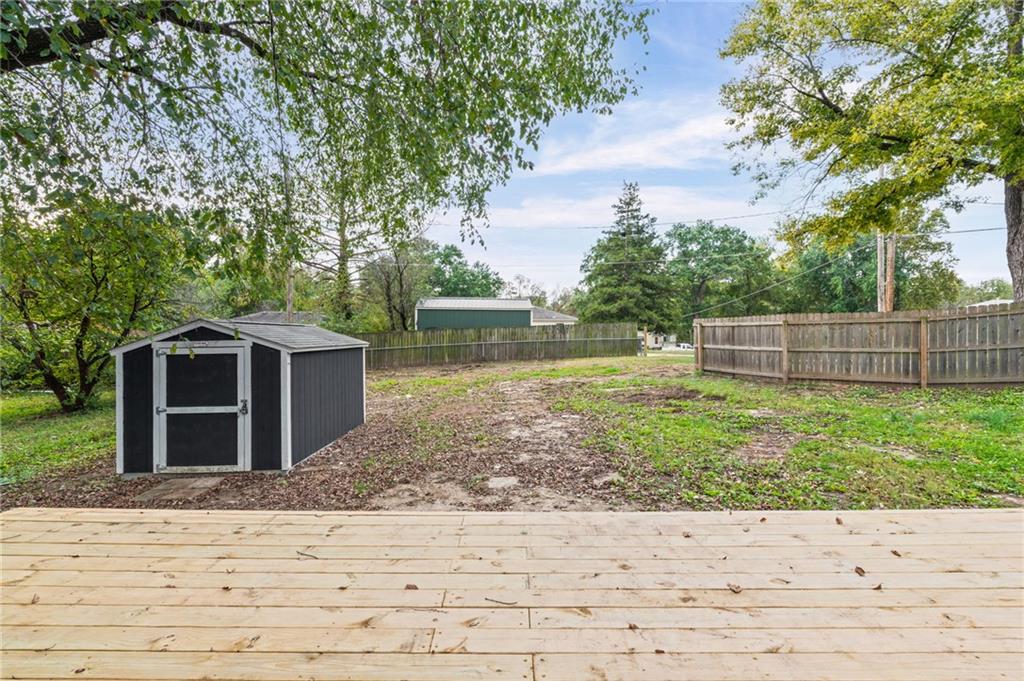 1409 Dakota Street Property Photo 21