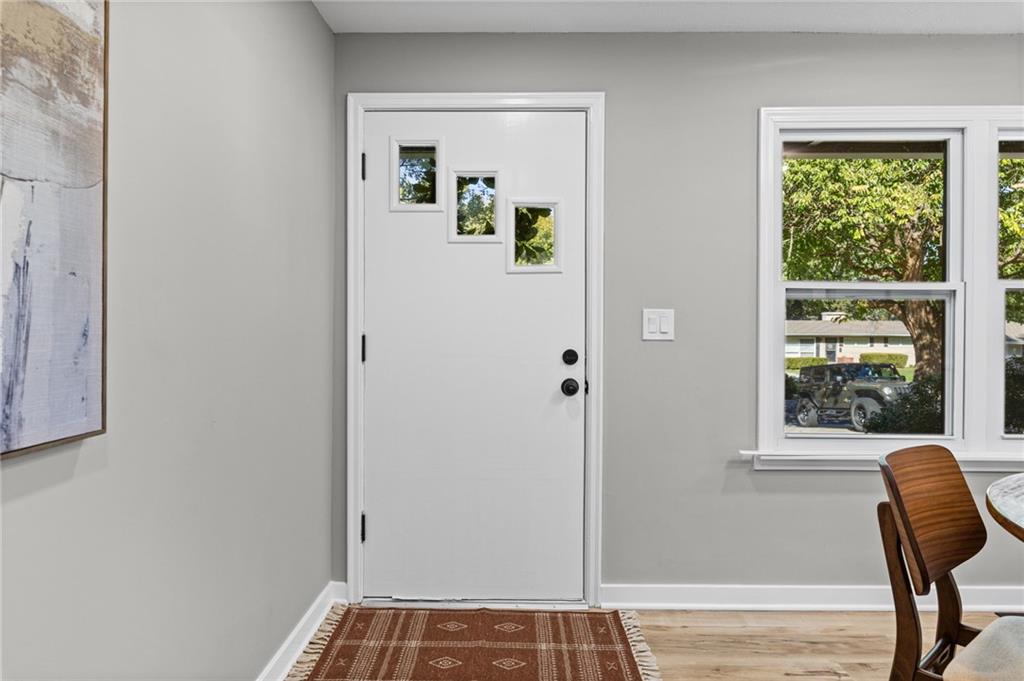 6601 W 79th Street Property Photo 4