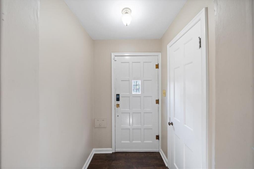 2216 Nebraska Avenue Property Photo 3