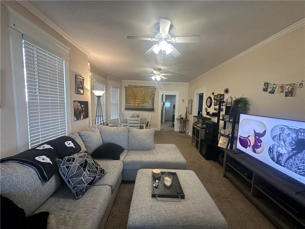 2806 Monterey Street Property Photo 2