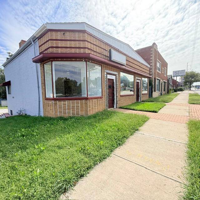 7201 Troost Avenue Property Photo 2