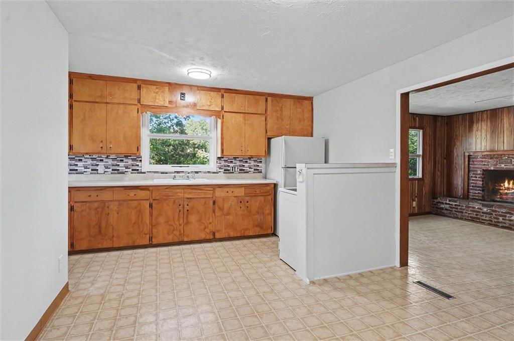 812 W 22nd Street Property Photo 3