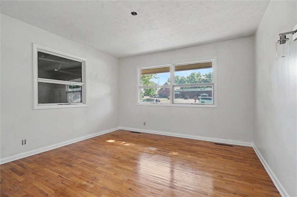 812 W 22nd Street Property Photo 12