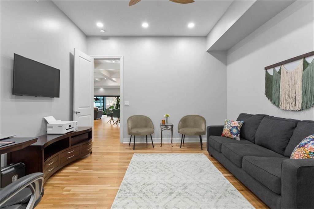 1101 Walnut Street Property Photo 24