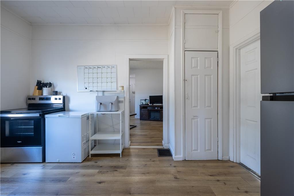 2702 Patee Street Property Photo 10