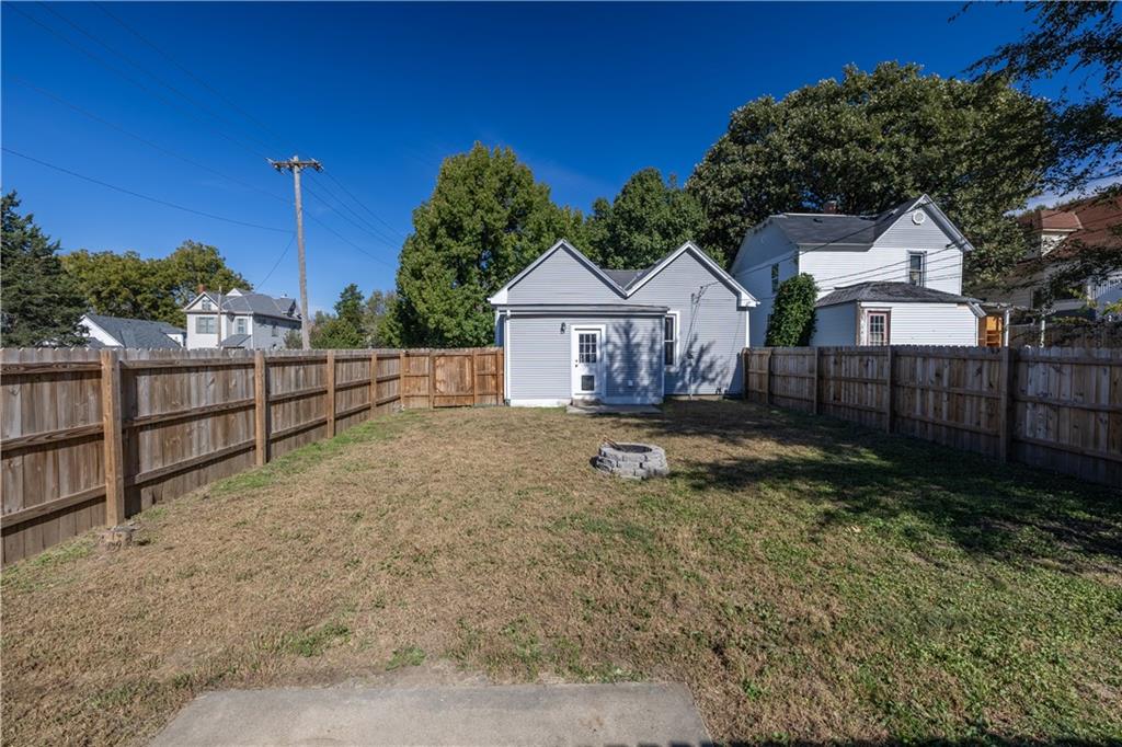 2702 Patee Street Property Photo 24