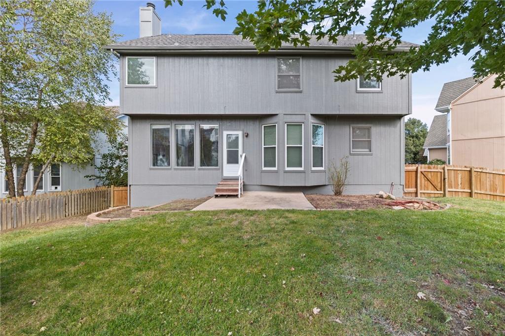 8009 W 144th Place Property Photo 23