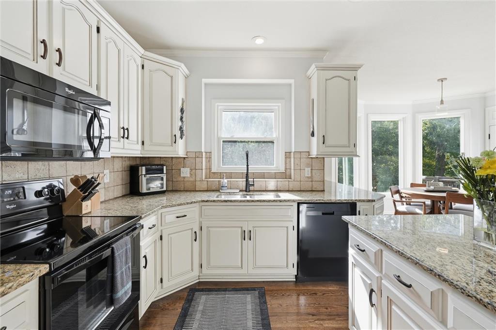 6946 Oakview Street Property Photo 17