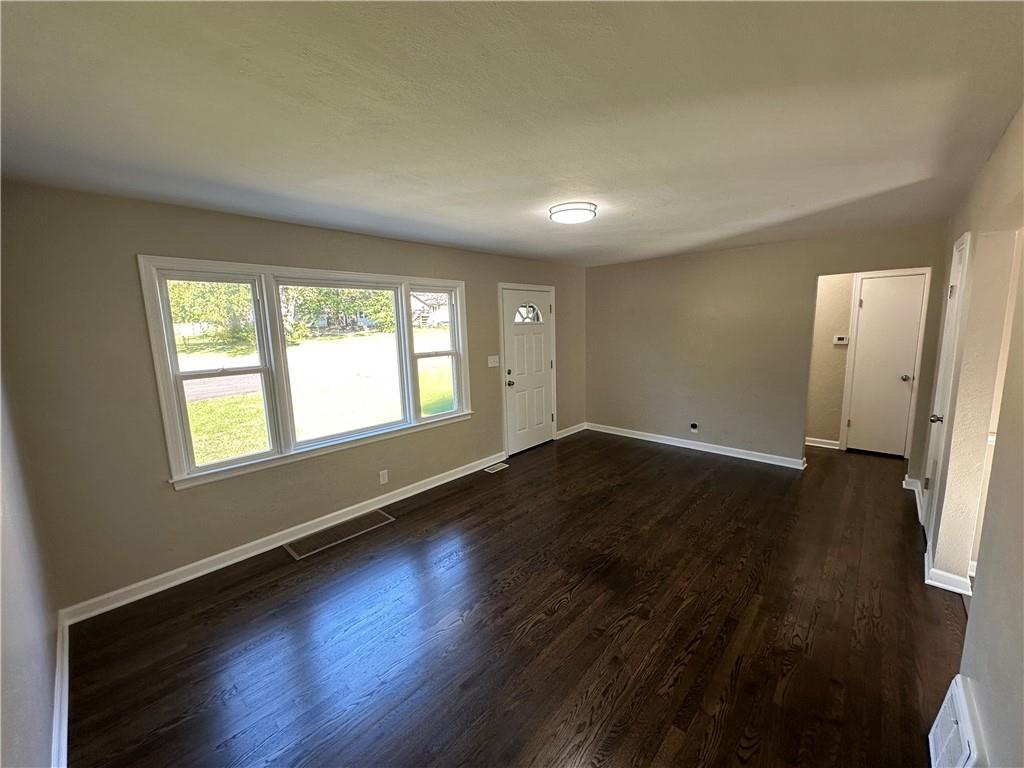 11113 E 25th Street Property Photo 4