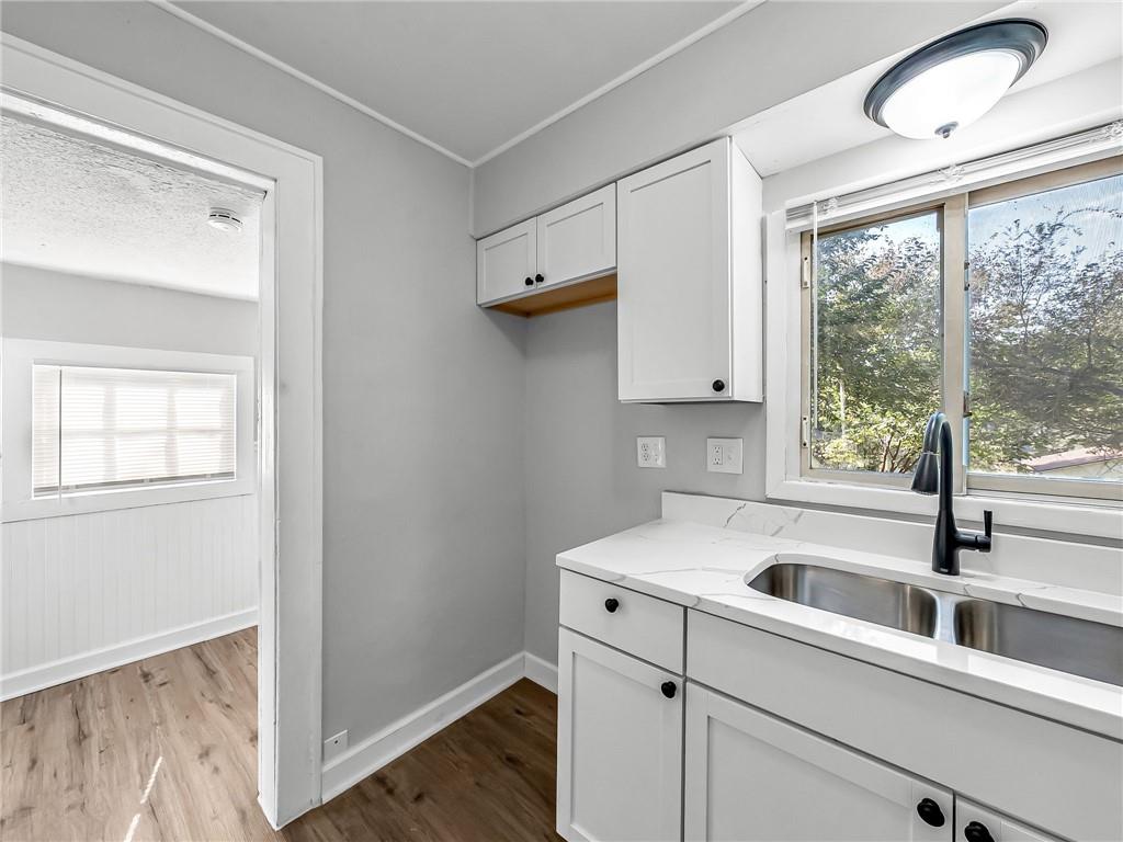 1906 S Ash Avenue Property Photo 9