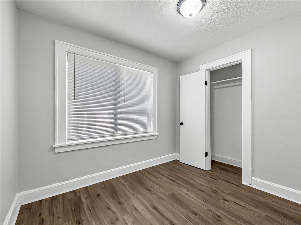 1906 S Ash Avenue Property Photo 12