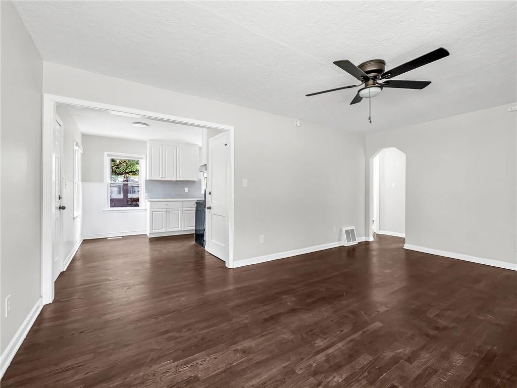 2221 N 36th Street Property Photo 5