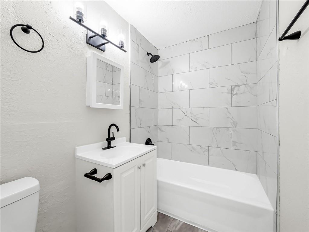 2221 N 36th Street Property Photo 11