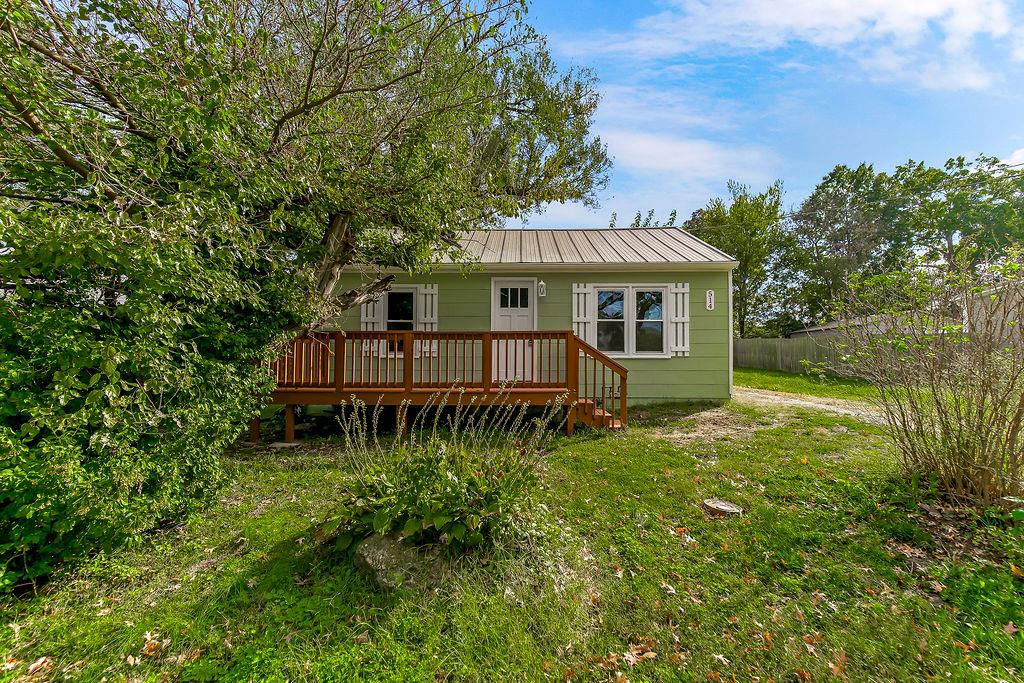 514 N Taylor Street Property Photo 1