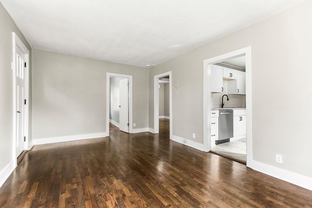 514 N Taylor Street Property Photo 4