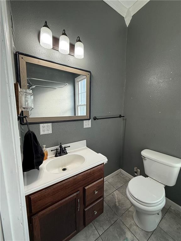 401 E 3rd Street Property Photo 21
