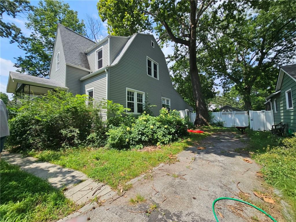 1107 S Maple Street Property Photo 21