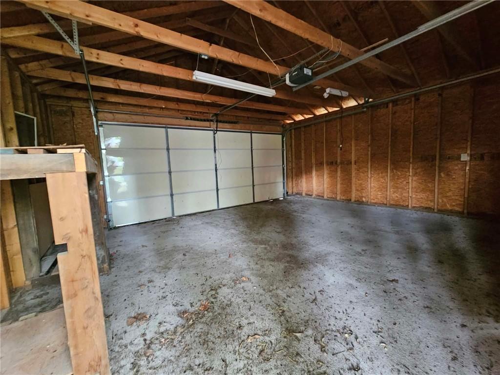 1107 S Maple Street Property Photo 22