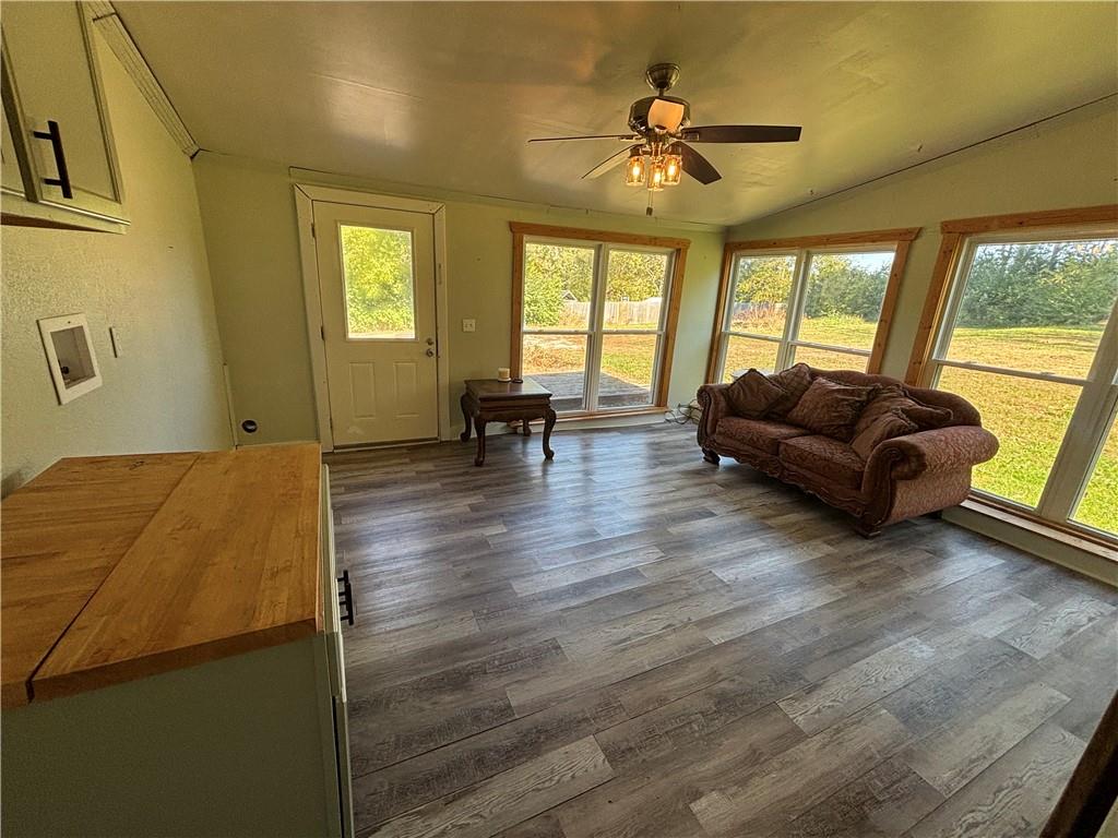 801 Broadway Street Property Photo 13