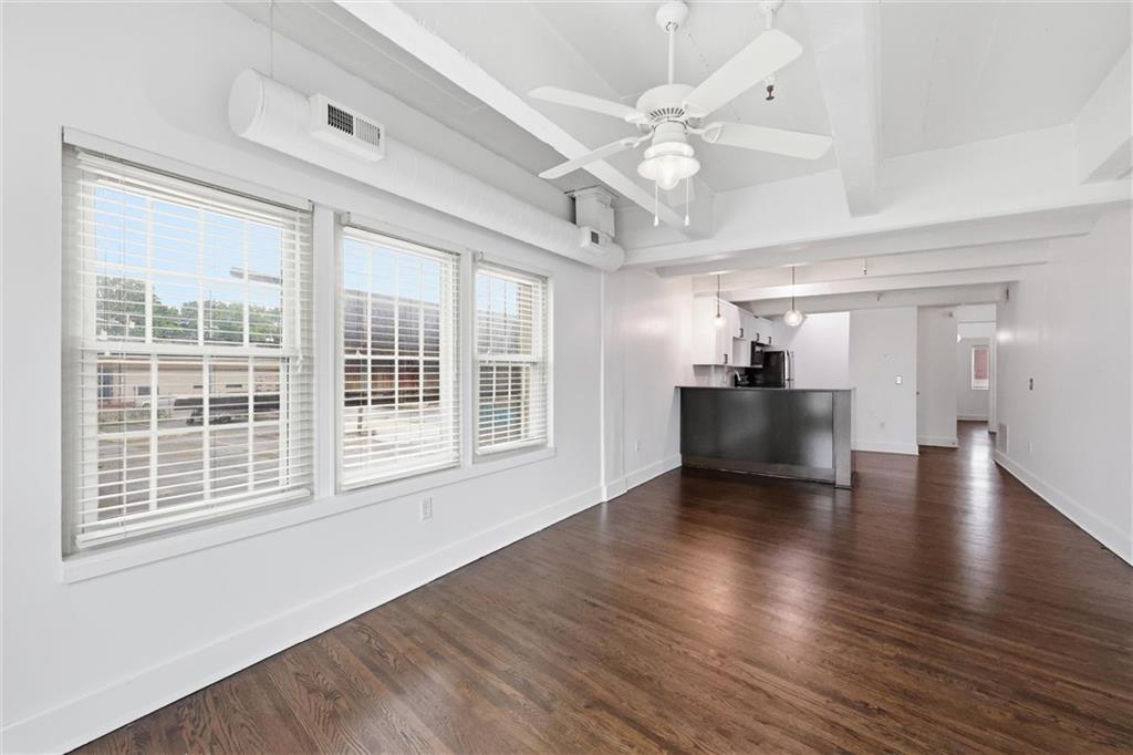 3001 Gillham Road Property Photo 13