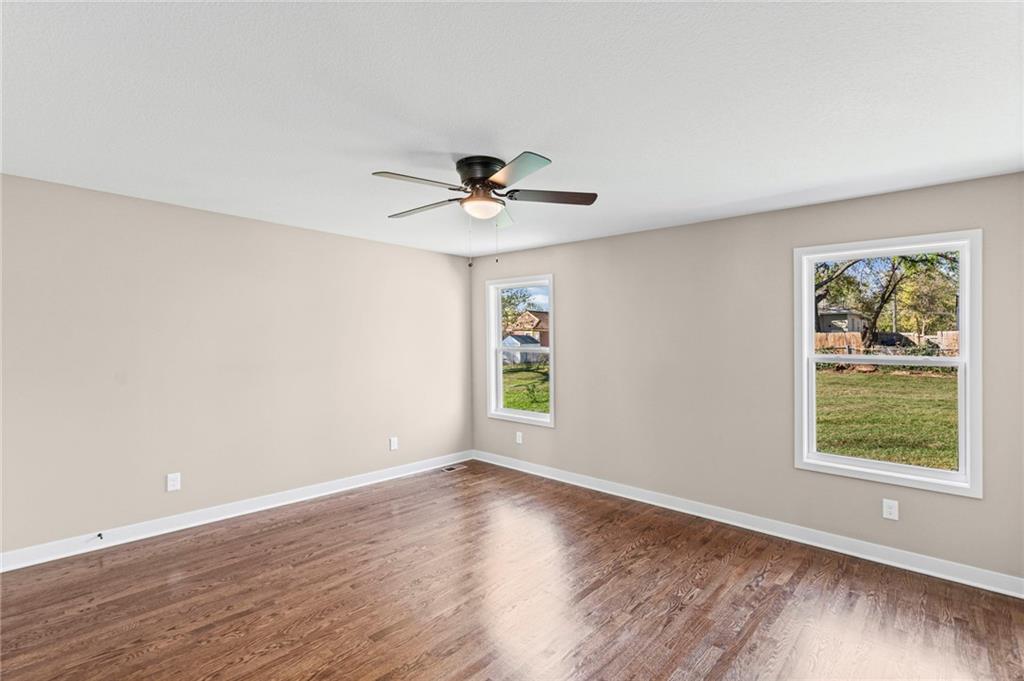 2724 N 21st Place Property Photo 13