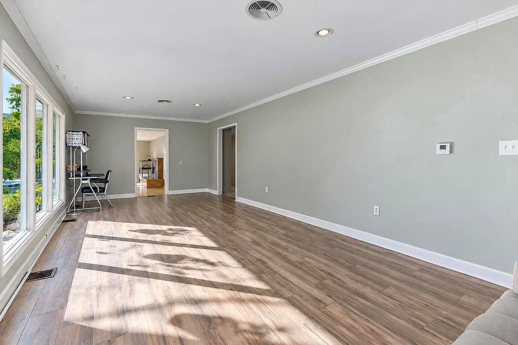 622 Walnut Street Property Photo 4