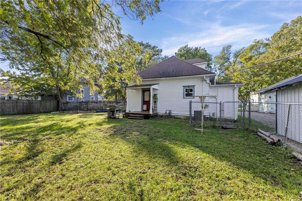 1113 S Hickory Street Property Photo 29