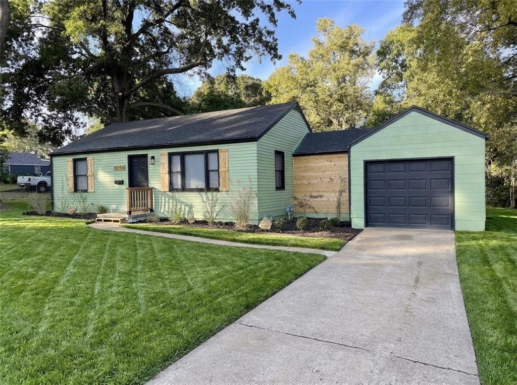10704 E 34th Street Property Photo 1